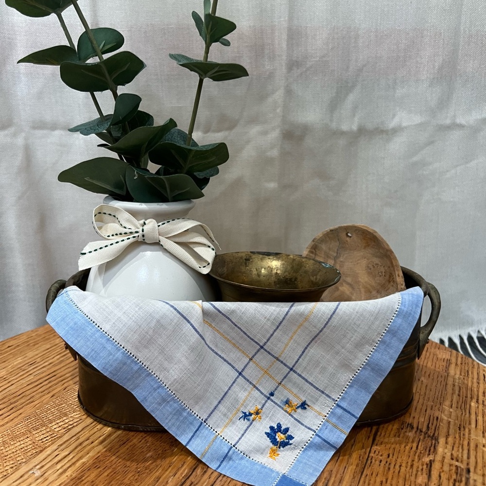 Source Unknown Brass and Blue Decor Ensemble